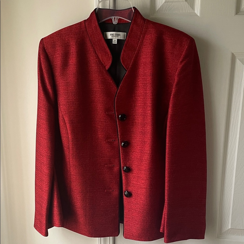 Jones Studio Separates Woman's Rich Red Blazer